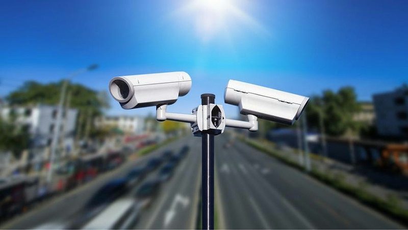 办公室监控摄像头焦距选择：如何兼顾清晰与覆盖范围**
